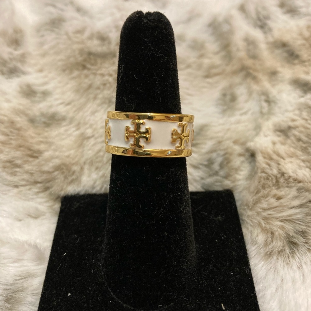 Size 7 Tory Burch Ring White & Gold Tone New - Picture 2 of 9